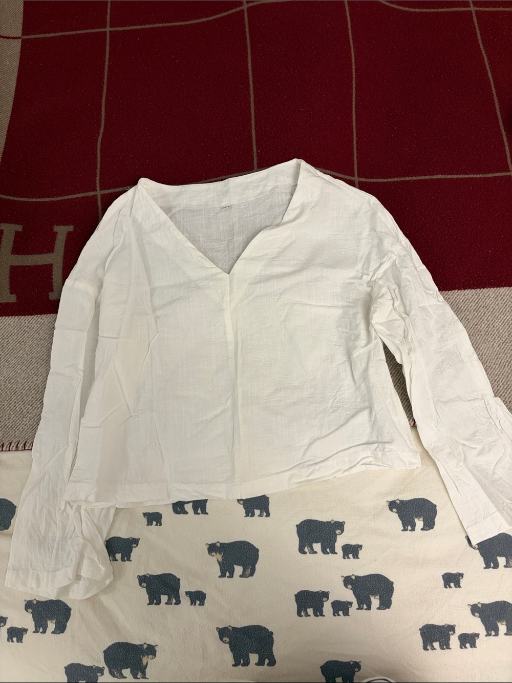SHEIN White V-Neck Long Sleeve Blouse